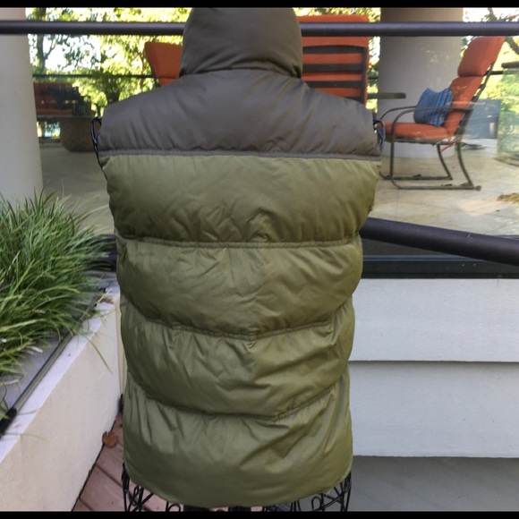 Lands End Vest - Picture 2 of 4